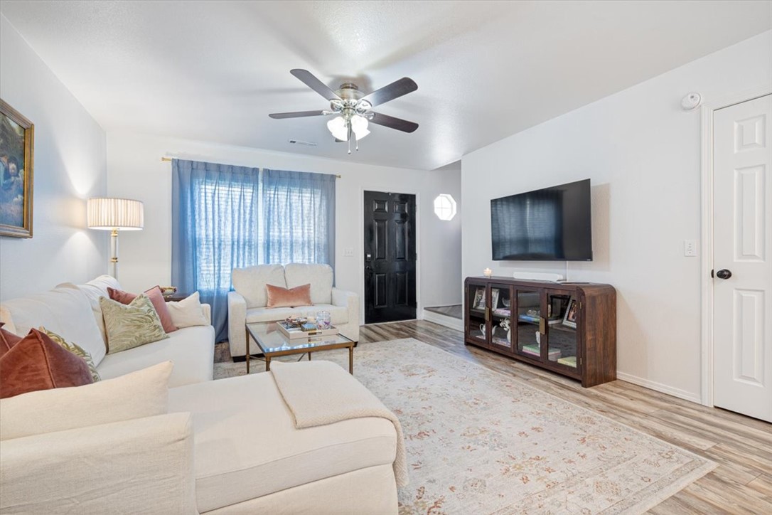 Applegate Sub Bentonville - Residential Lease