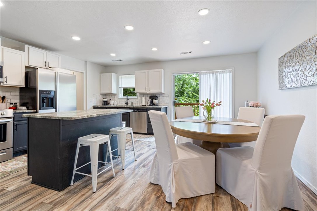 Applegate Sub Bentonville - Residential Lease