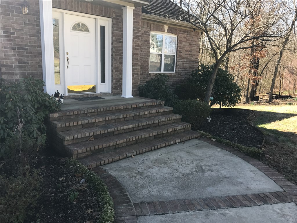 Edgewood Suburban - Residential