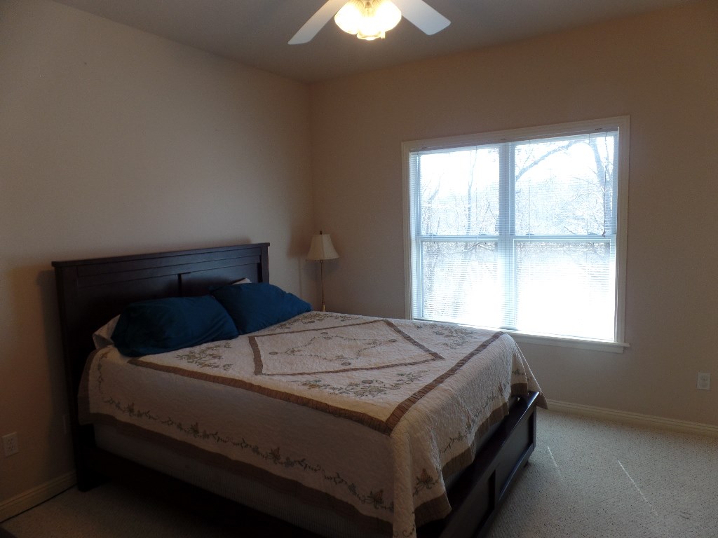 Edgewood Suburban - Residential
