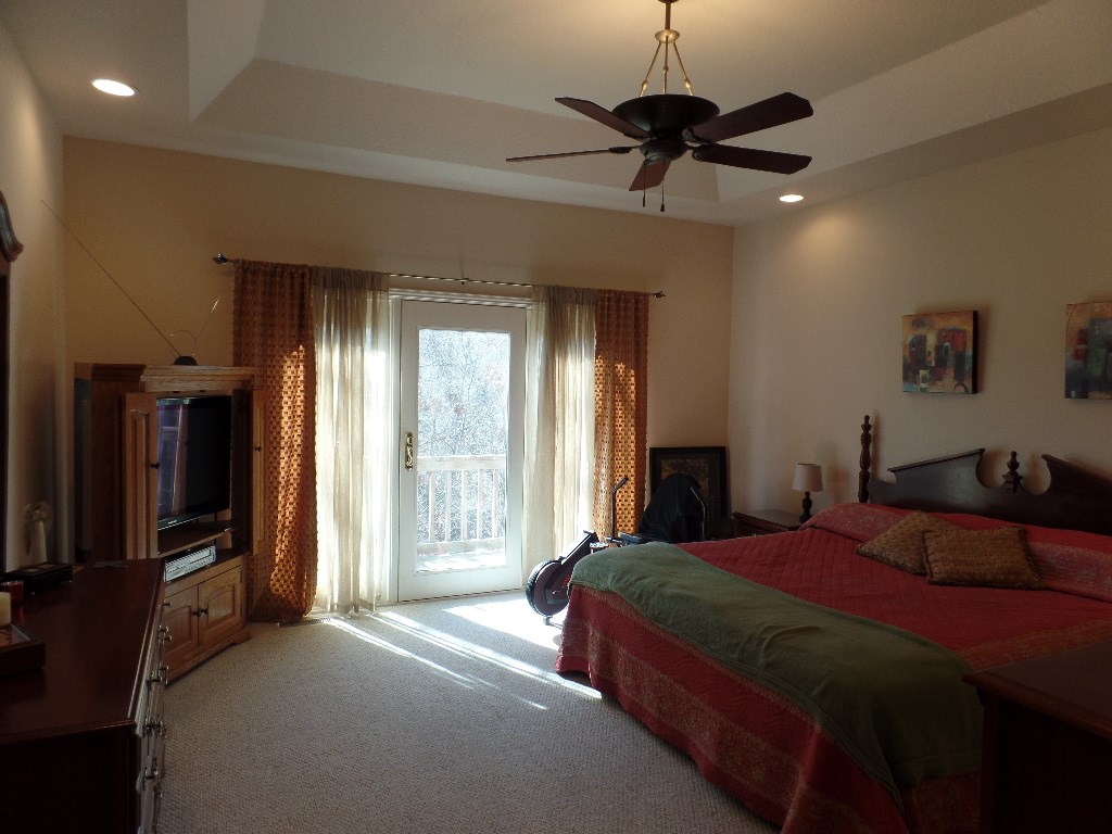 Edgewood Suburban - Residential