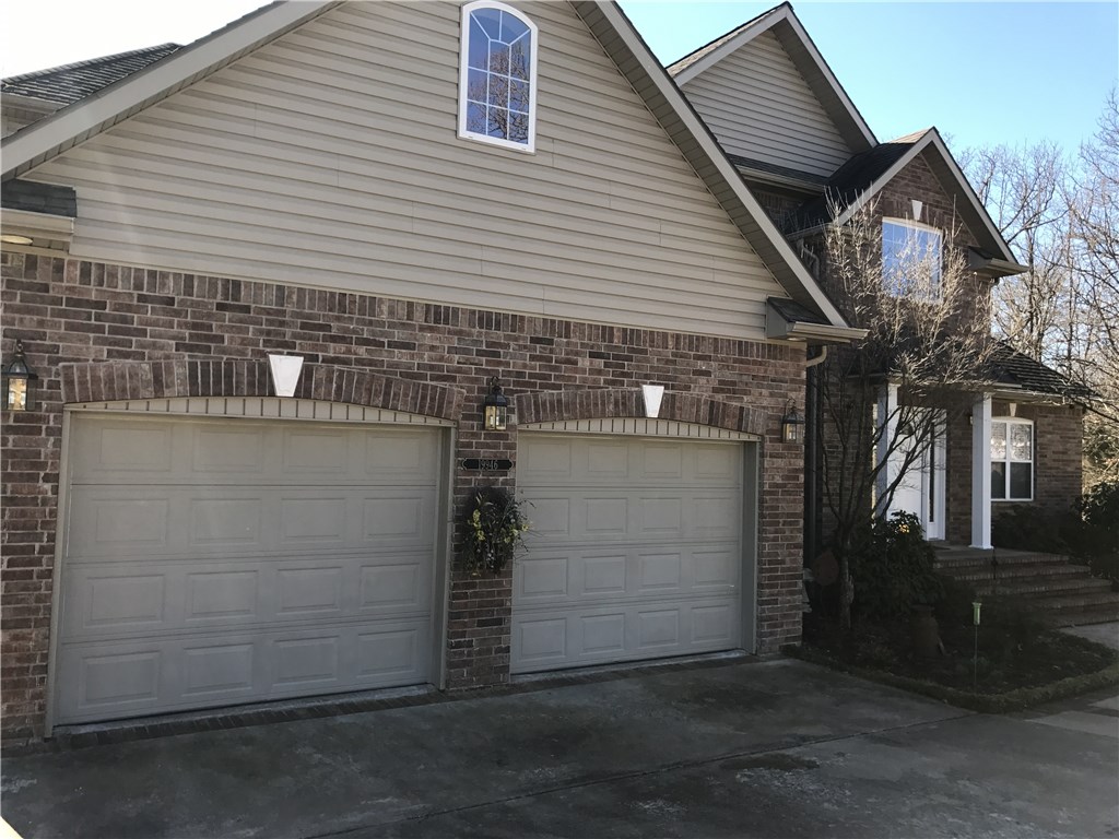 Edgewood Suburban - Residential
