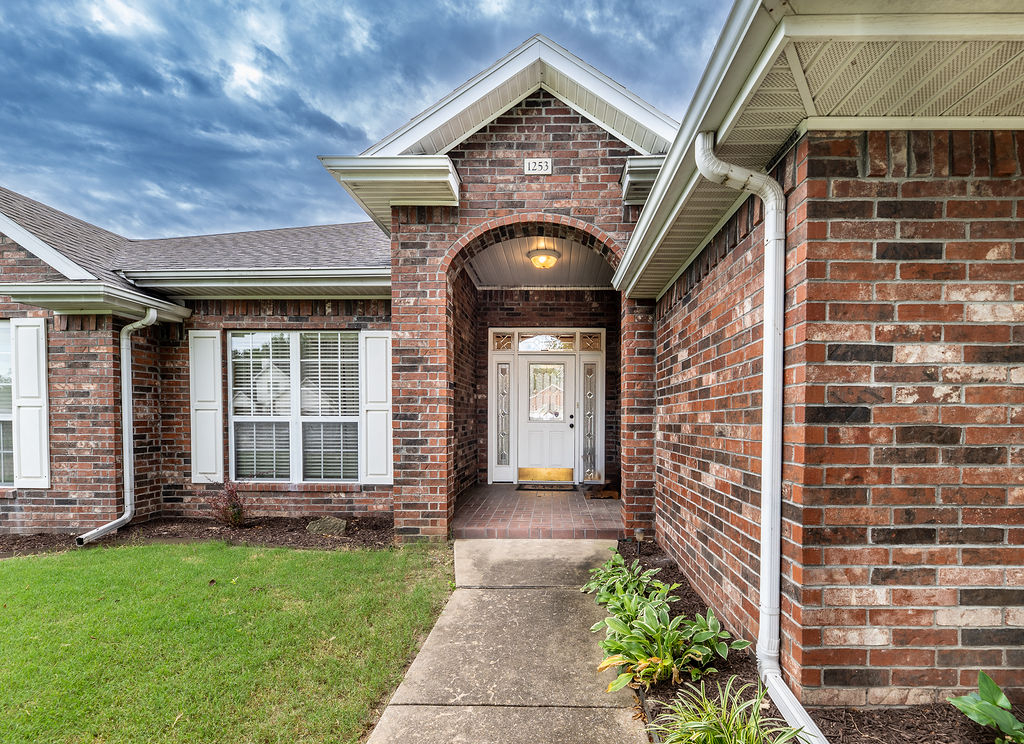 The Oaks - Residential
