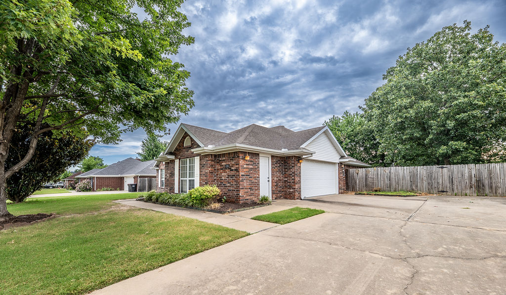 The Oaks - Residential