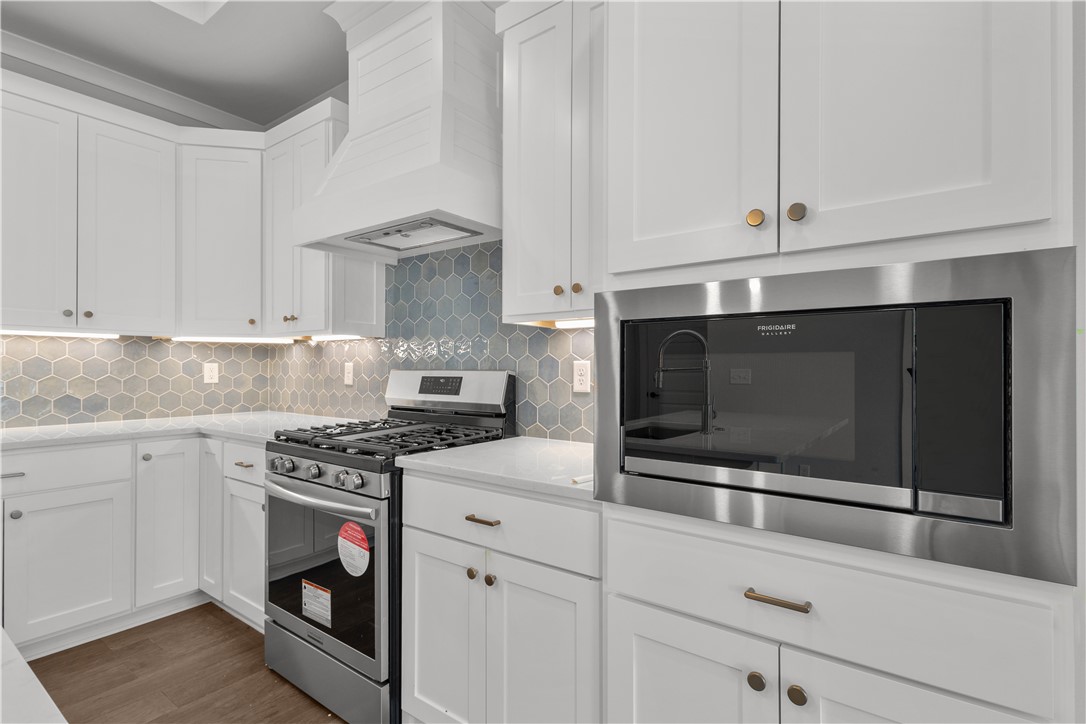 The Courtyards at Owl Creek - Residential