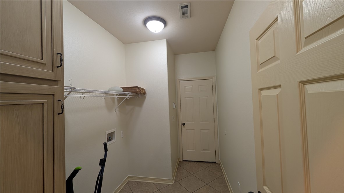 Crofton Manor Sub - Residential Lease