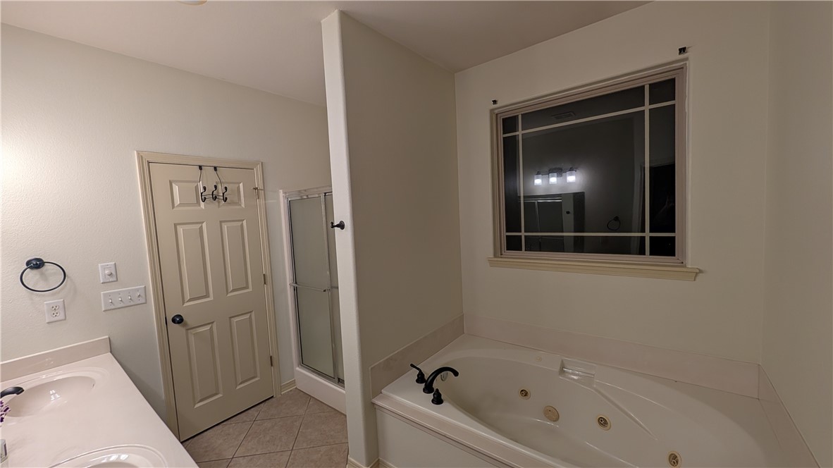 Crofton Manor Sub - Residential Lease