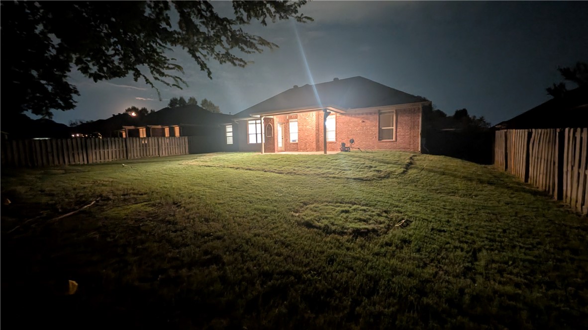 Crofton Manor Sub - Residential Lease