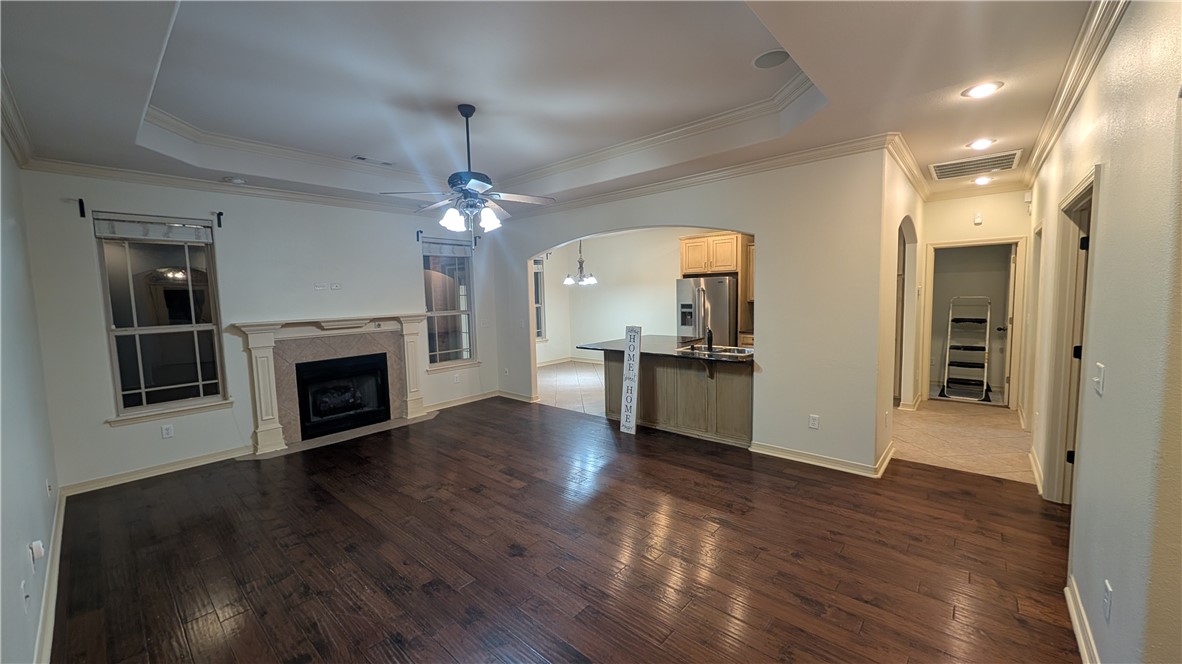 Crofton Manor Sub - Residential Lease