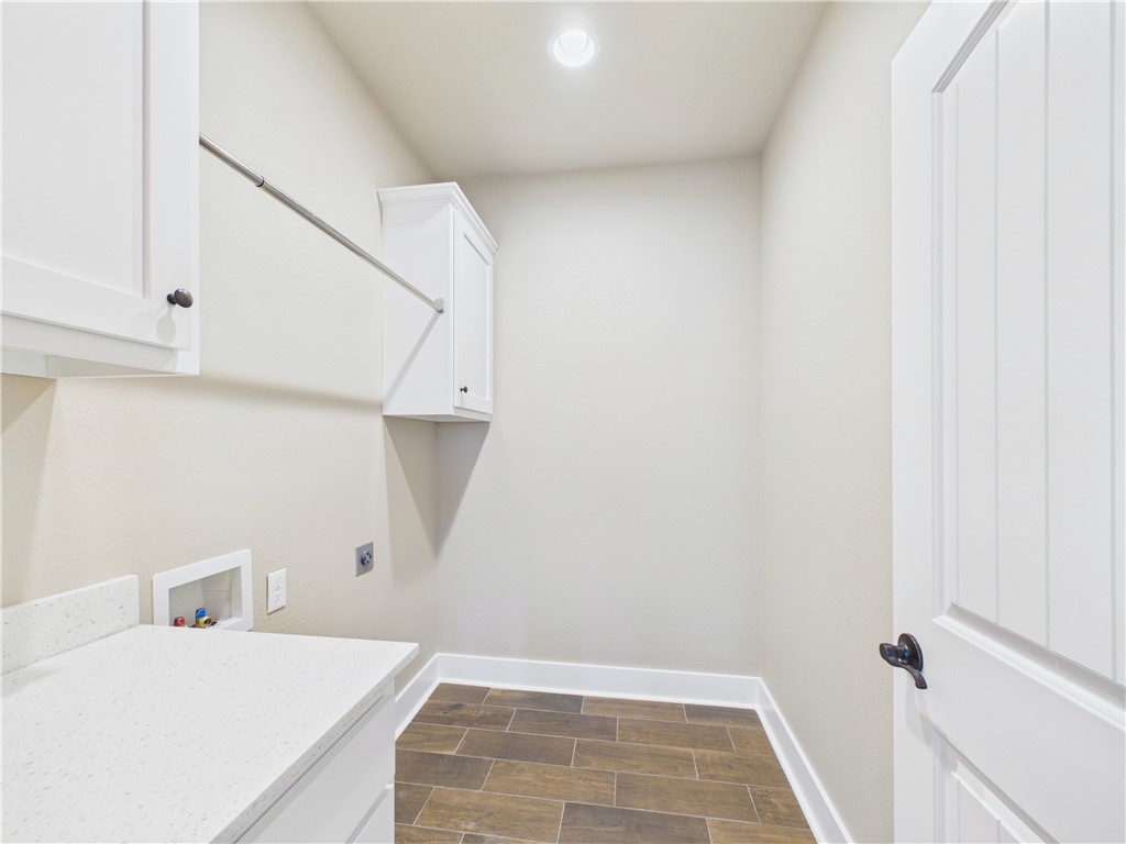 Villas At Forest Hills - Residential