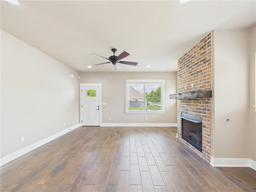 Villas At Forest Hills - Residential