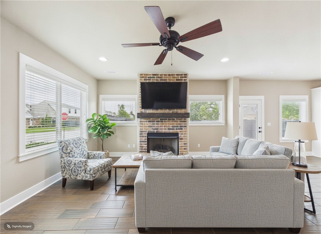 Villas At Forest Hills - Residential
