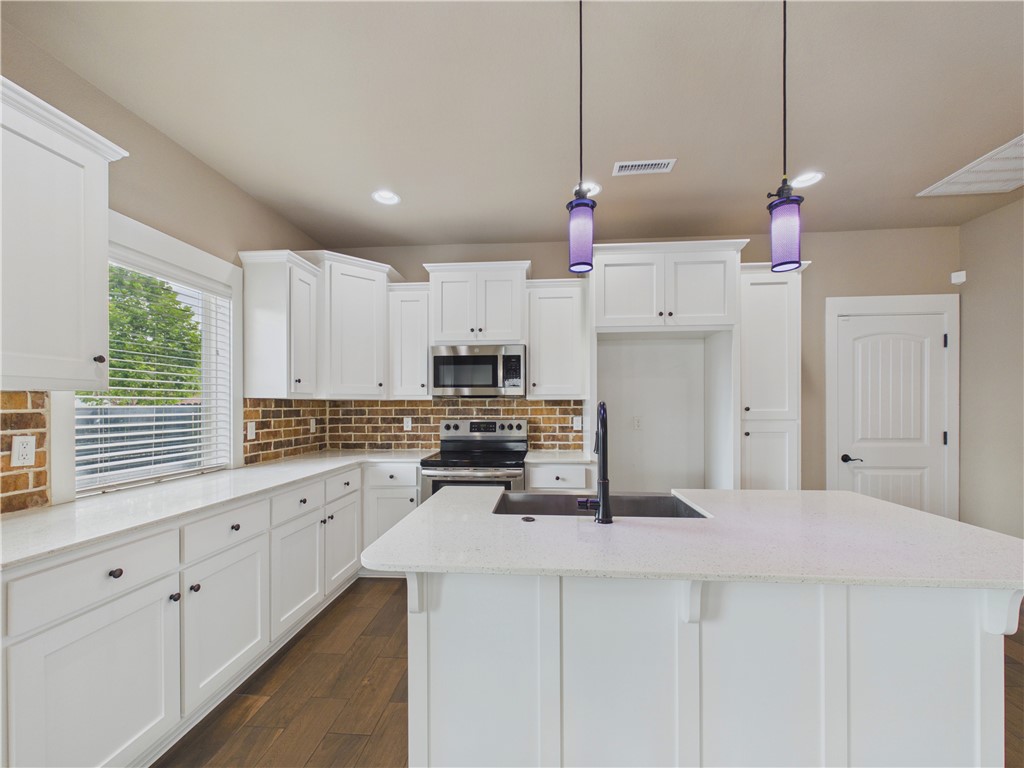 Villas At Forest Hills - Residential
