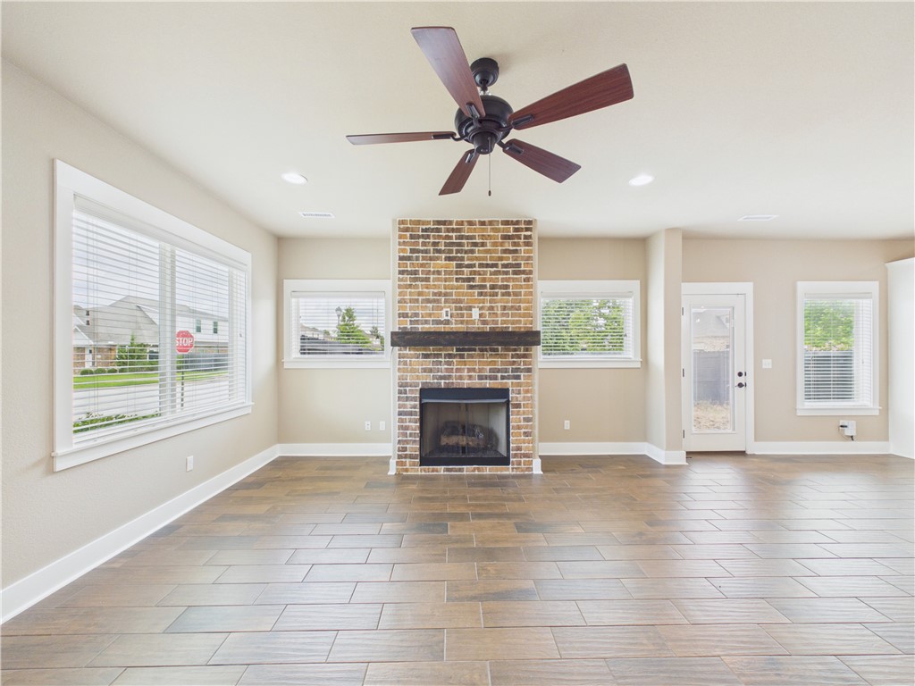 Villas At Forest Hills - Residential