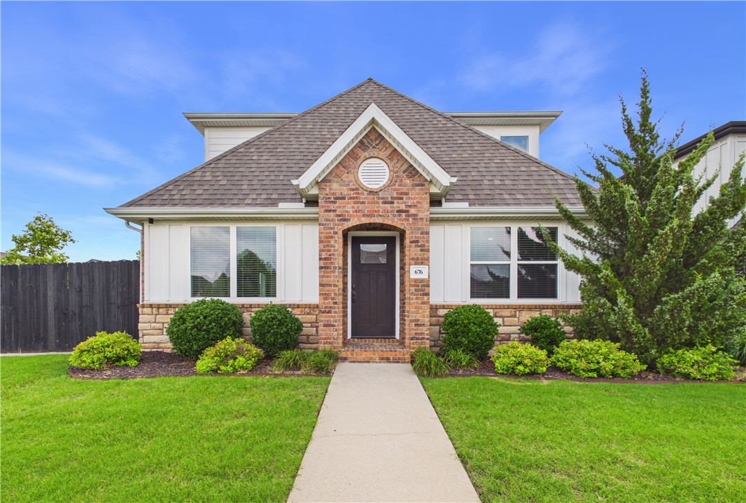 Villas At Forest Hills - Residential
