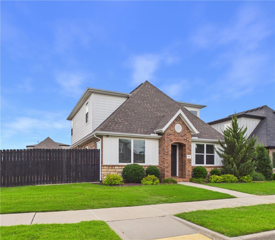 Villas At Forest Hills - Residential