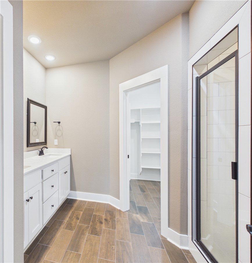 Villas At Forest Hills - Residential