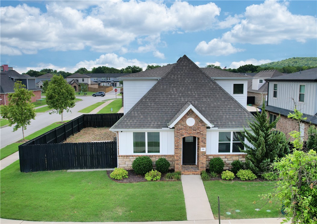 Villas At Forest Hills - Residential