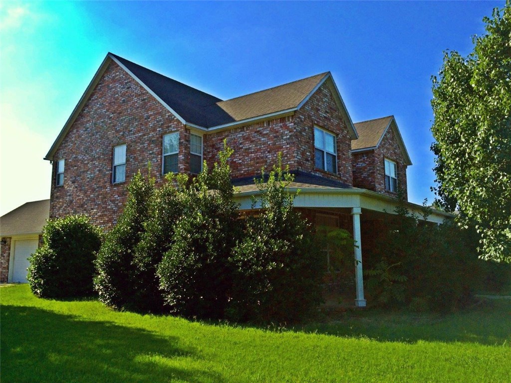 Tunbridge Wells Sub Bentonville - Residential Lease