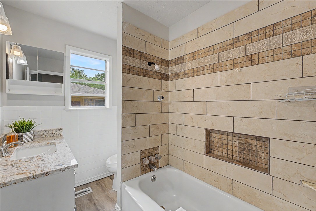 Roberts & Musteen Add Rogers - Residential