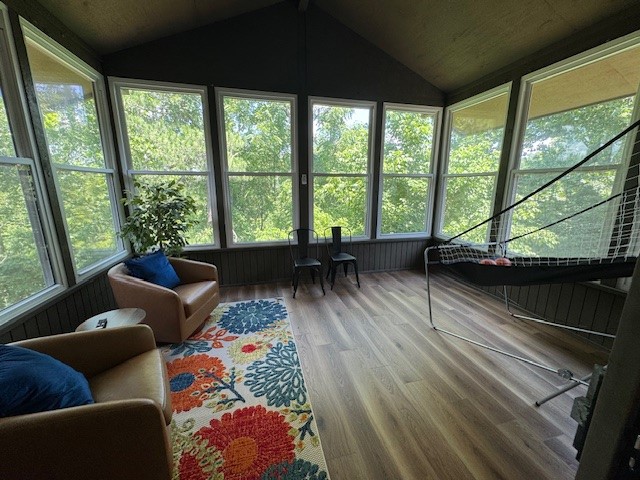 Shakespeare Courts Bvv - Residential
