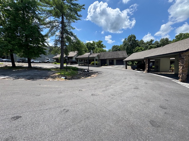 Shakespeare Courts Bvv - Residential