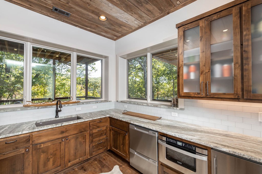 Estates at Lakeway - Residential