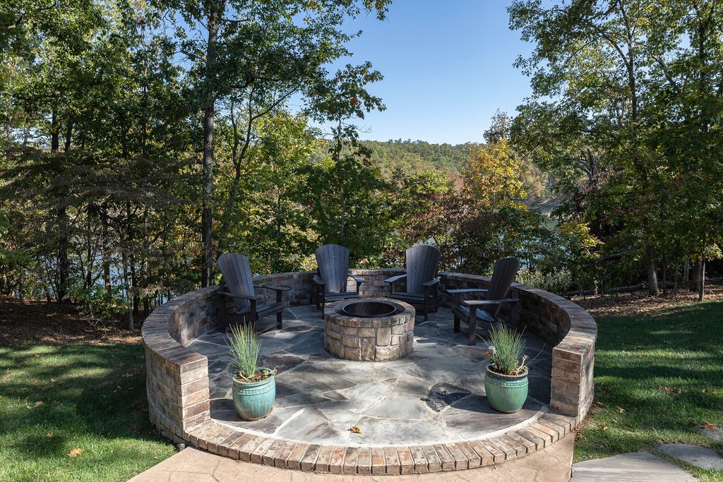 Estates at Lakeway - Residential