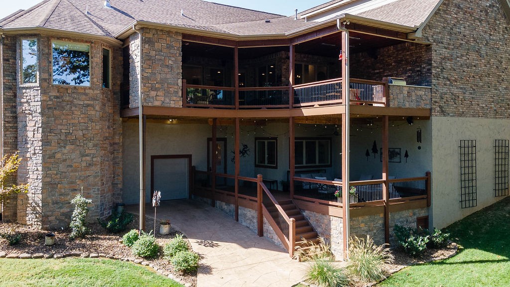 Estates at Lakeway - Residential
