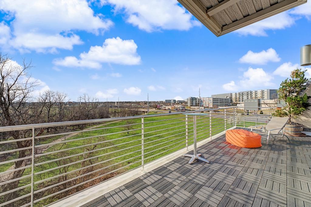 Pinnacle Station Condos Horiz Prop Reg-R - Residential