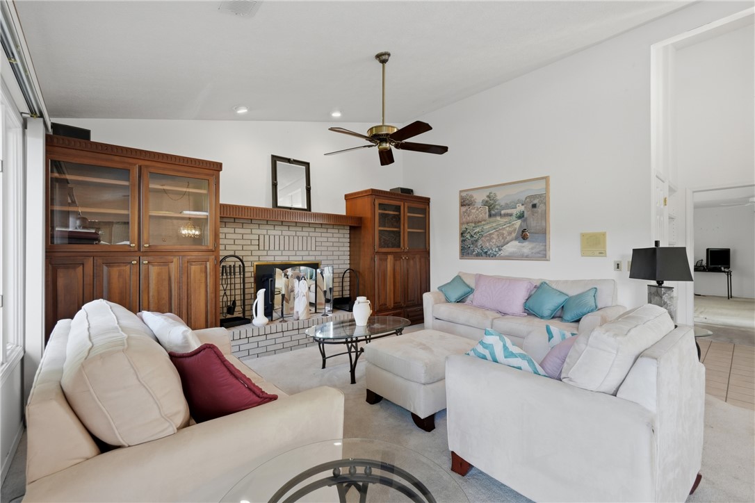 Unit 112 Holiday Island - Residential
