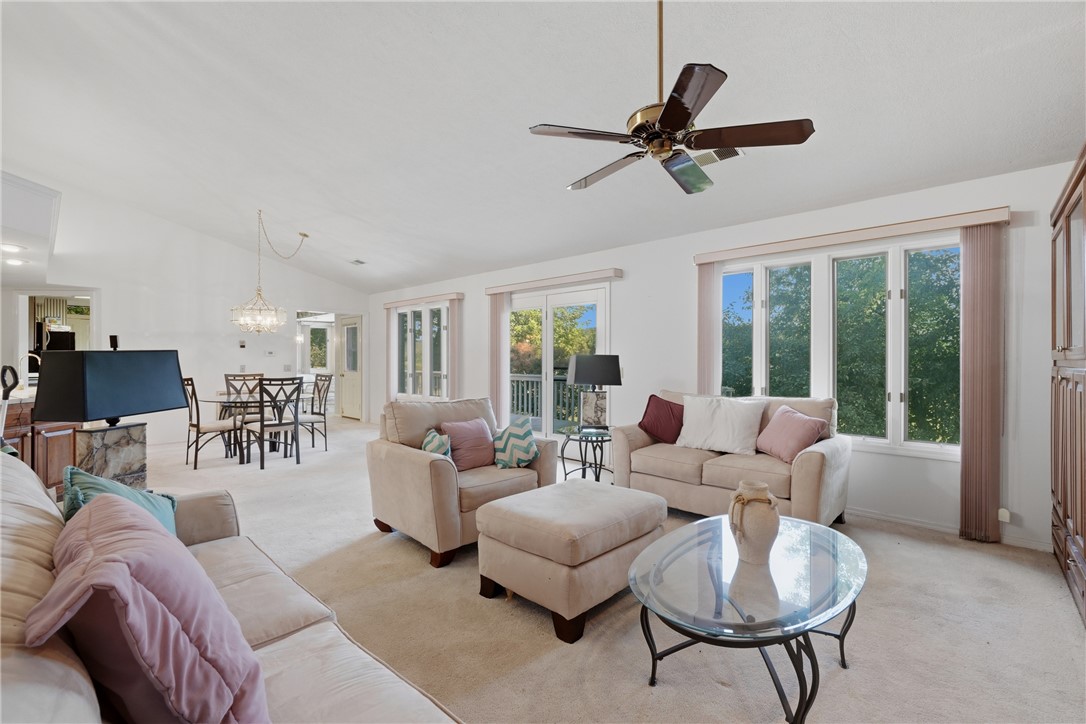 Unit 112 Holiday Island - Residential