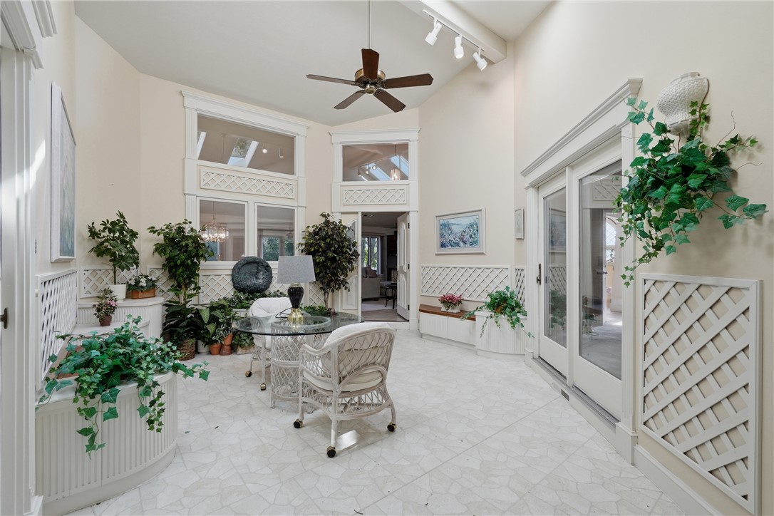 Unit 112 Holiday Island - Residential