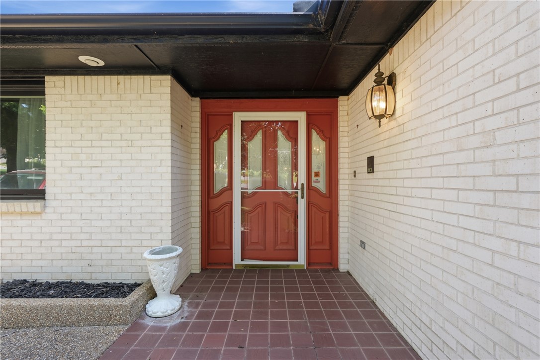 Unit 112 Holiday Island - Residential