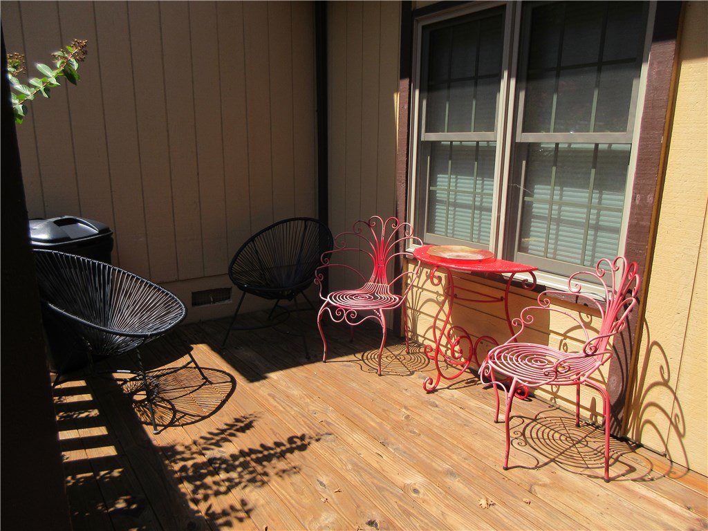 Unit 1c Holiday Island - Residential