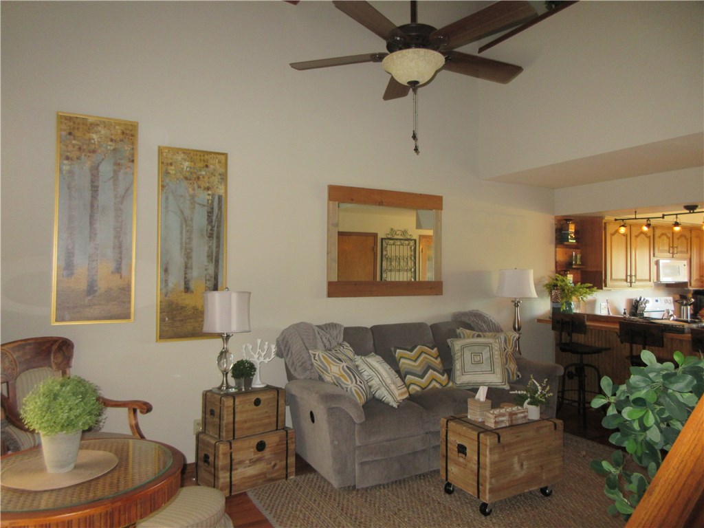 Unit 1c Holiday Island - Residential