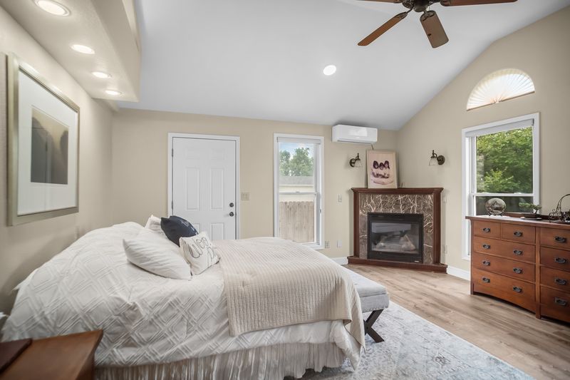 Chateau Terrace Unit 1 Ph 1 Rogers - Residential