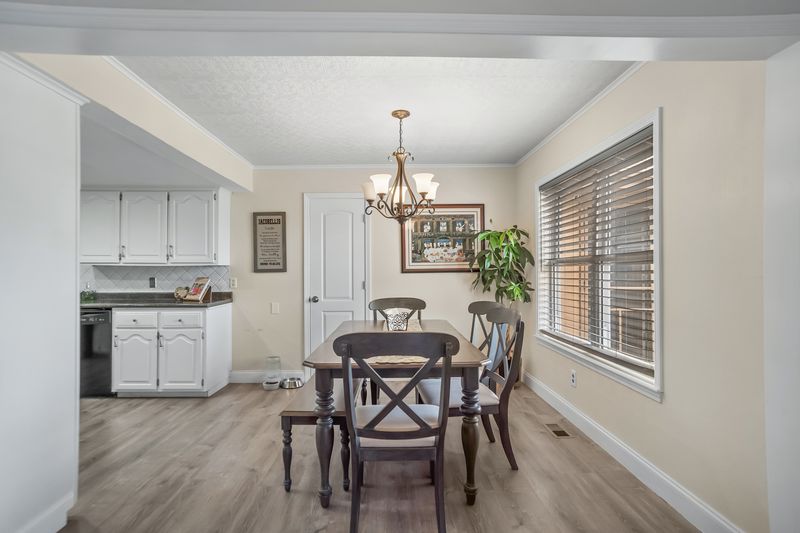 Chateau Terrace Unit 1 Ph 1 Rogers - Residential