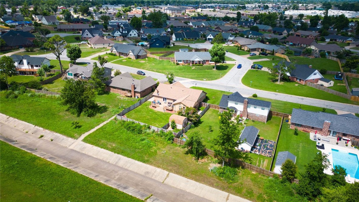 Chateau Terrace Unit 1 Ph 1 Rogers - Residential