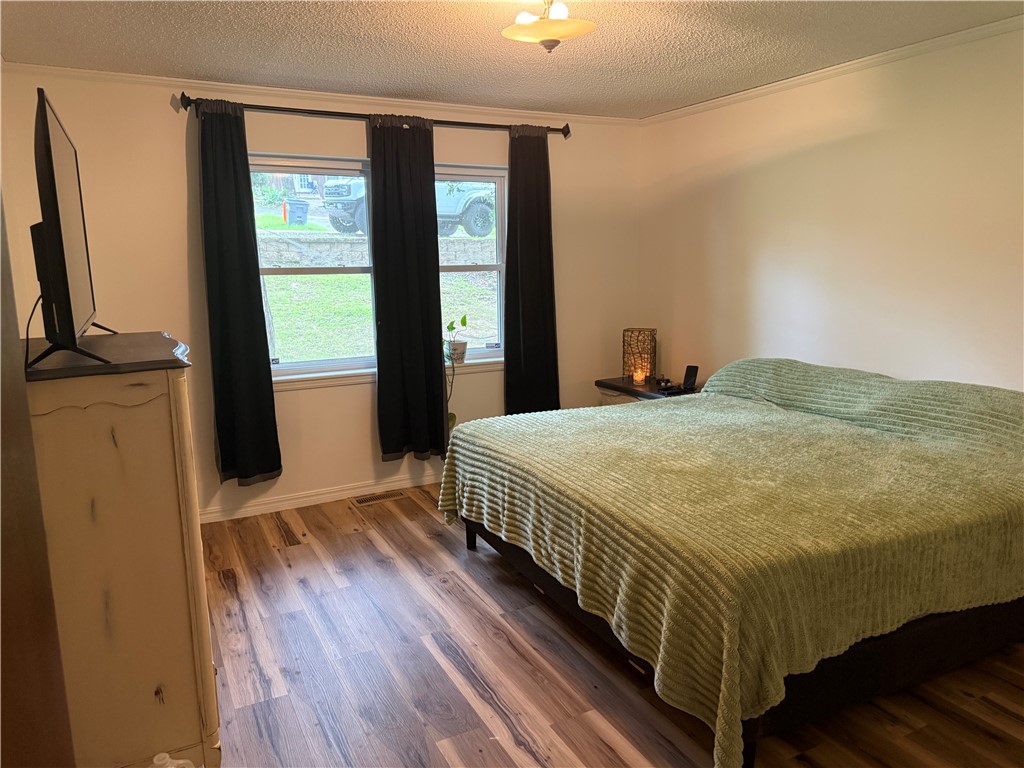 Pine Crest Hill - Residential