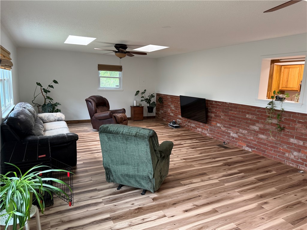 Pine Crest Hill - Residential