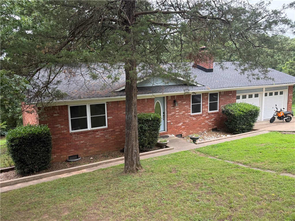 Pine Crest Hill - Residential