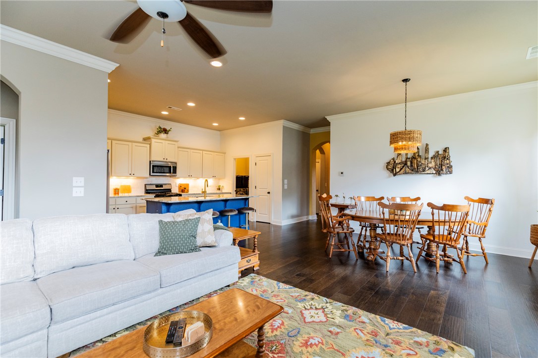 Brentwood Cave Spgs - Residential