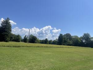 Phenomenal BUILDING SITES. Acreage could be developed and/or used for a residential investment. Absolutely gorgeous views to the north. Excellent location--close to parks, medical center, shopping, eateries. Mineral rights do not convey.  Survey recommended. Acreage amount is more or less.