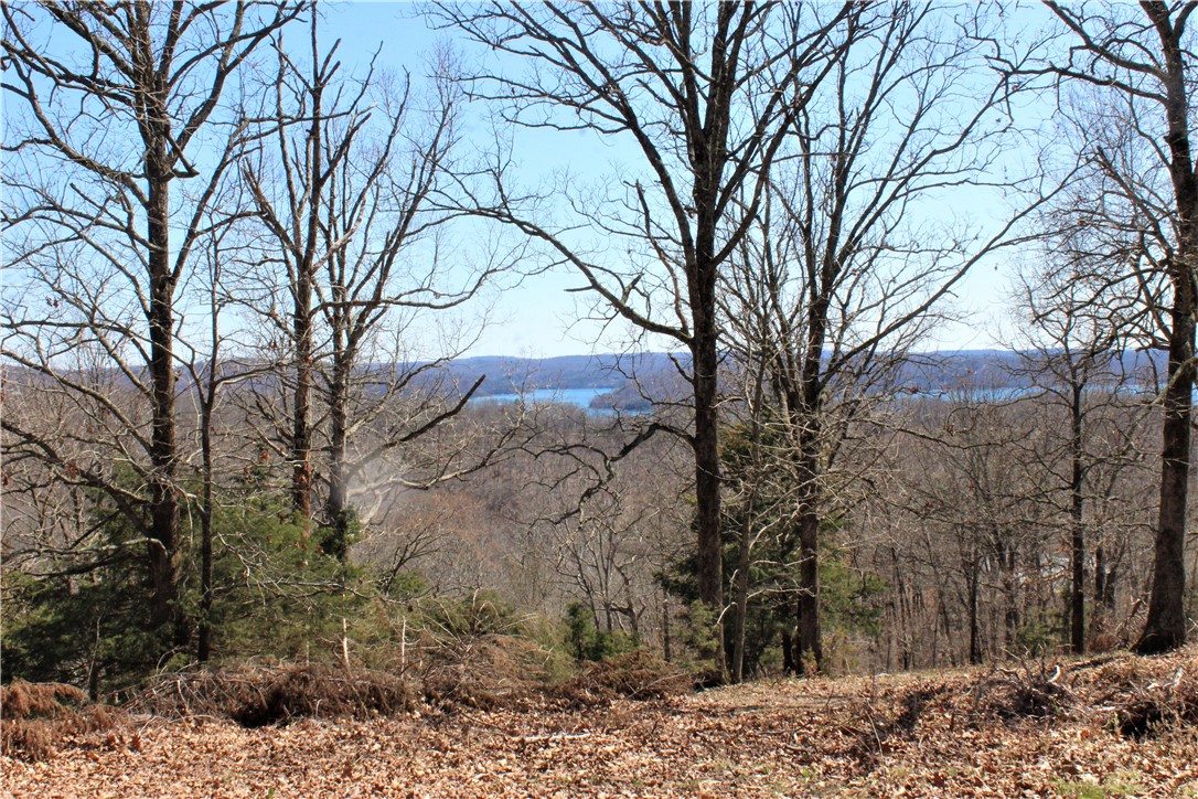 Point Mirage - Land