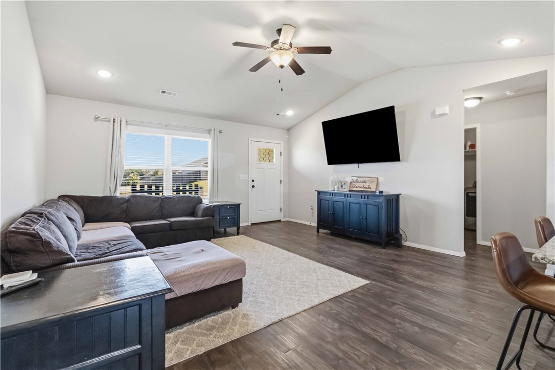 Lakewood Crossing - Residential