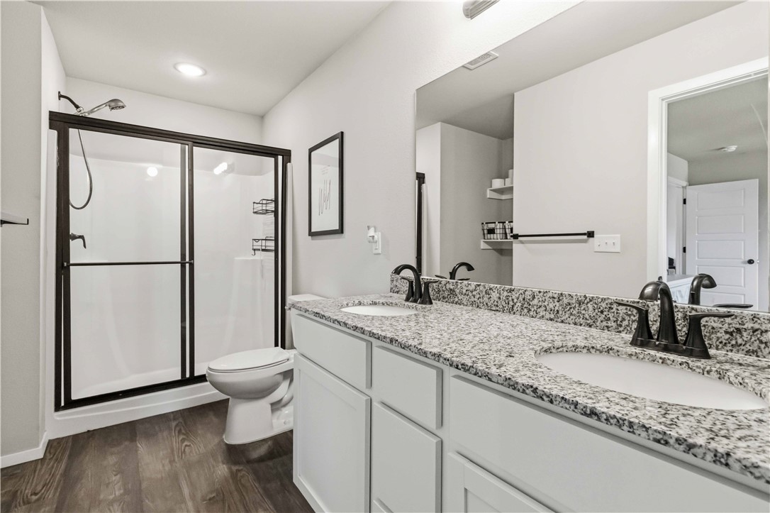 Lakewood Crossing - Residential