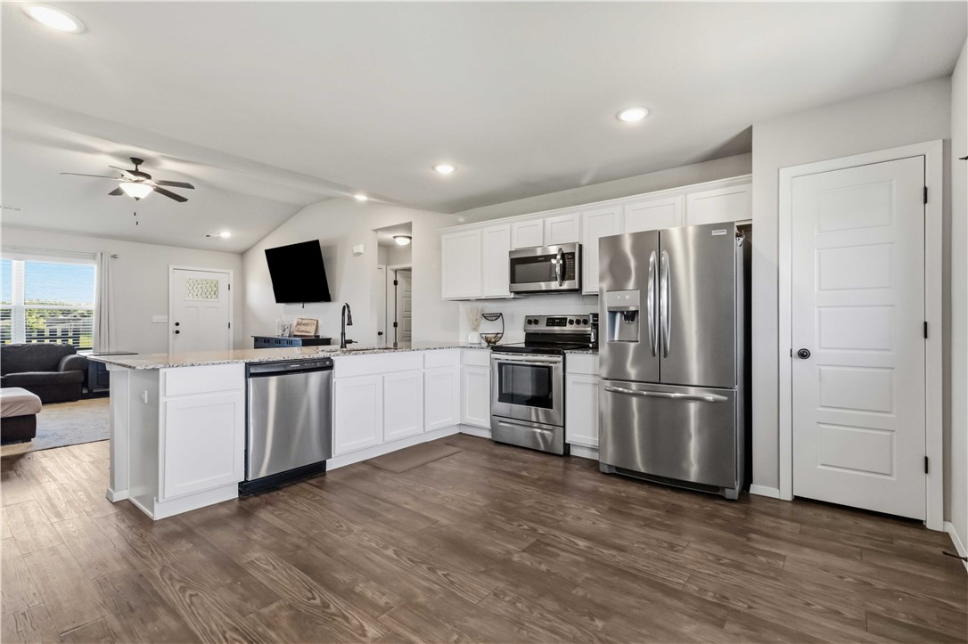 Lakewood Crossing - Residential