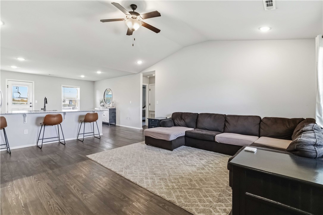 Lakewood Crossing - Residential