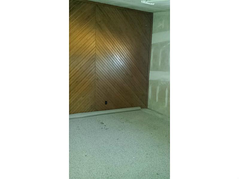 20-19-29-Rogers - Commercial Sale